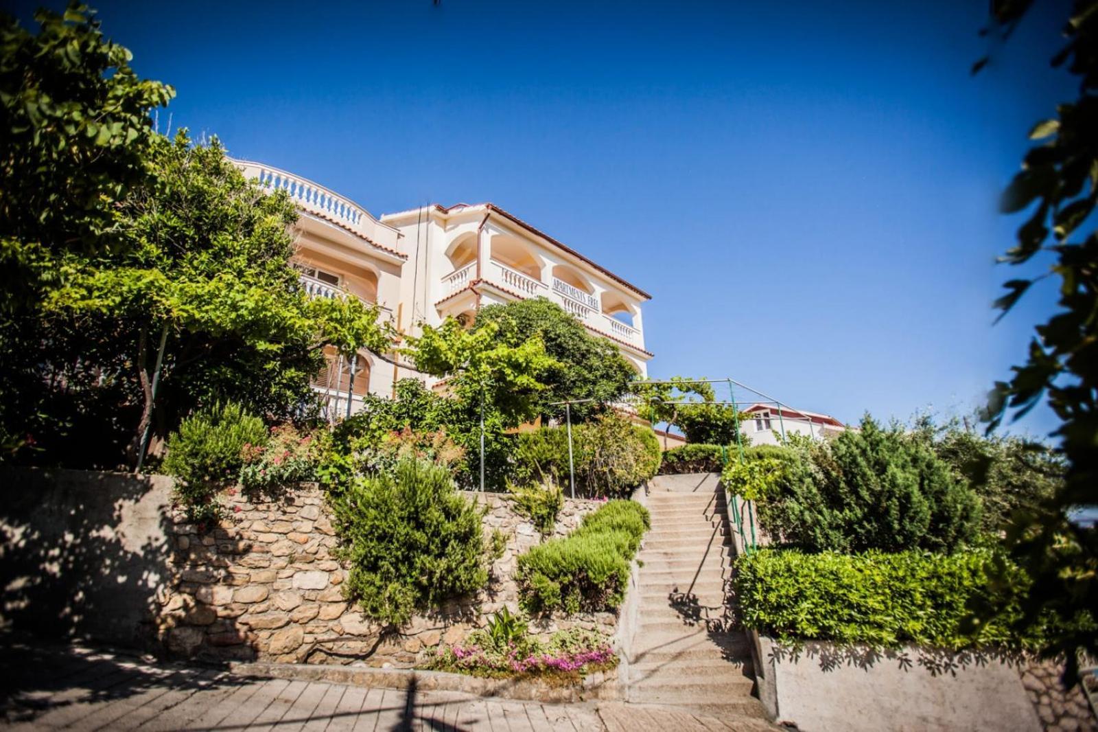 Holiday Home Lopar Exterior photo
